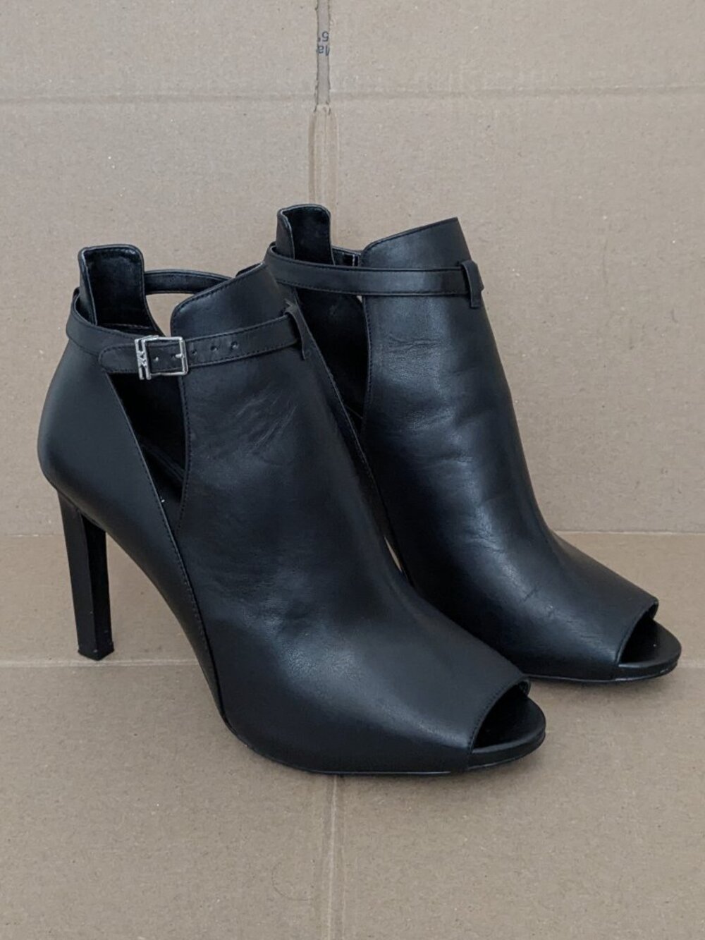Michael Kors Lawson Booties Women:s High Heel Open Toe Black Leather Sz 11 $165 - Picture 2 of 14